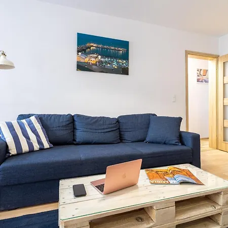 Victus Apartamenty, Livia *